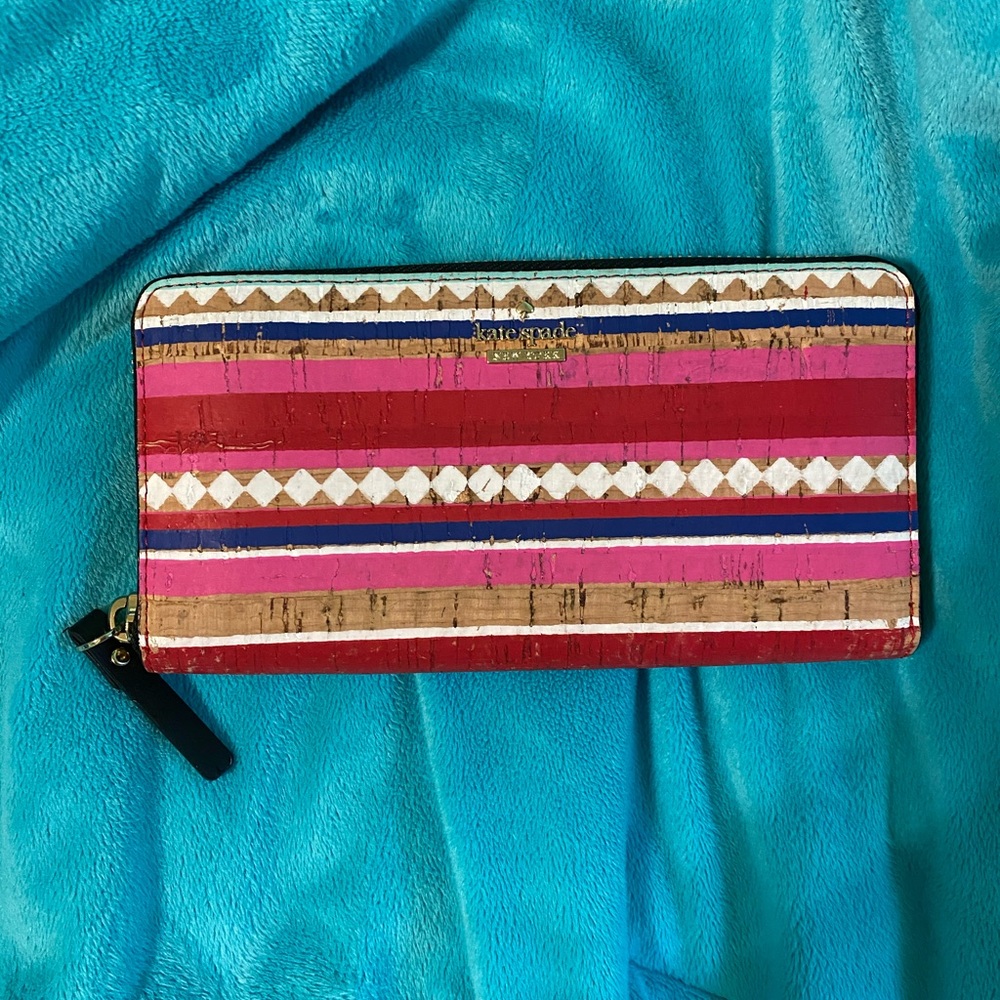 NWOT Kate Spade Wallet
